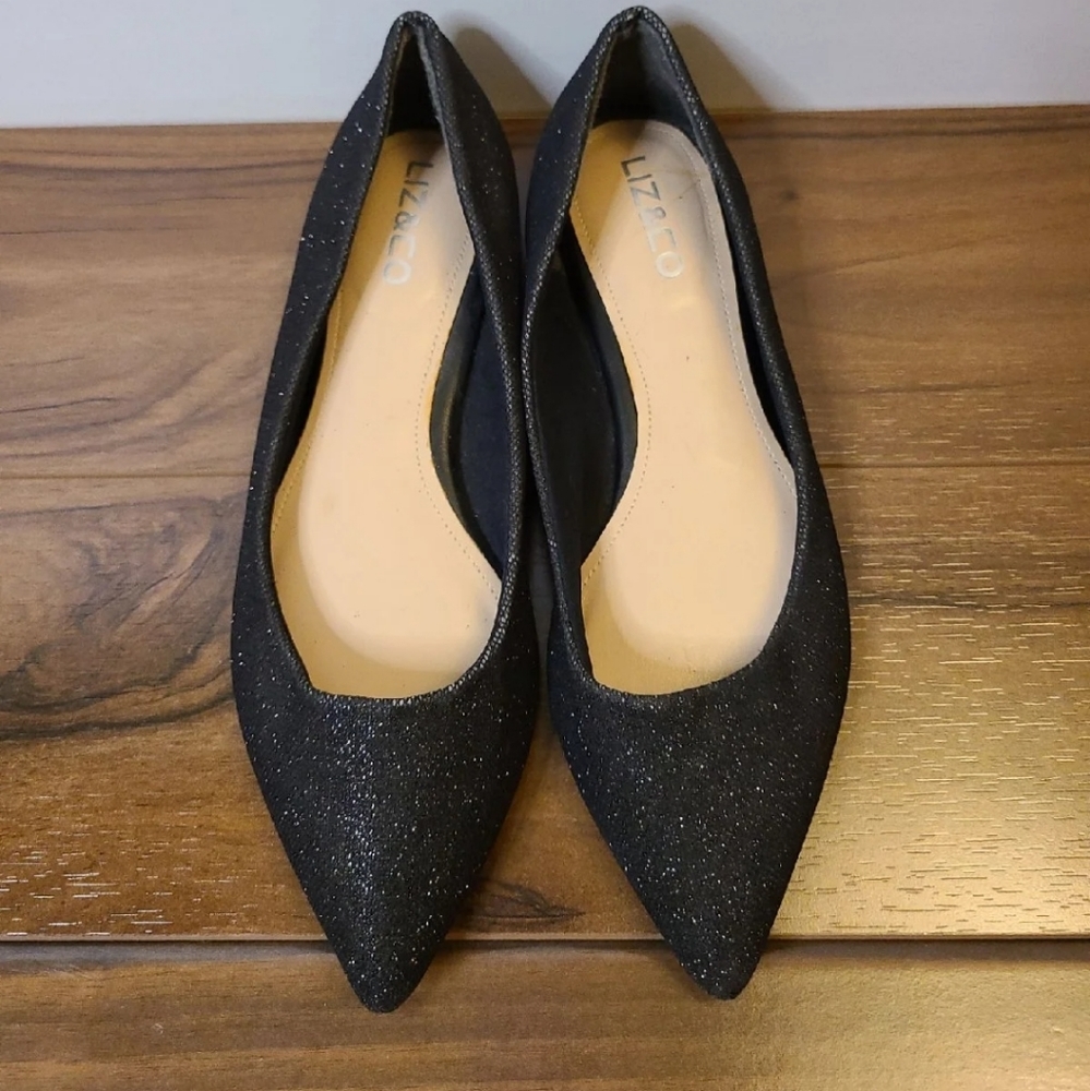 Liz & Co Black Pointed Toe Flats Size 6.5